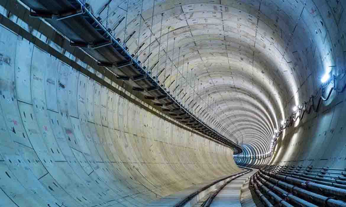 Tarcísio quer 3 tatuzões em obra do Metrô de Guarulhos no ano que vem.