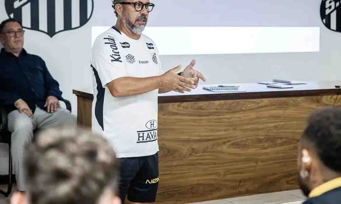 © Reprodução X / Santos FC